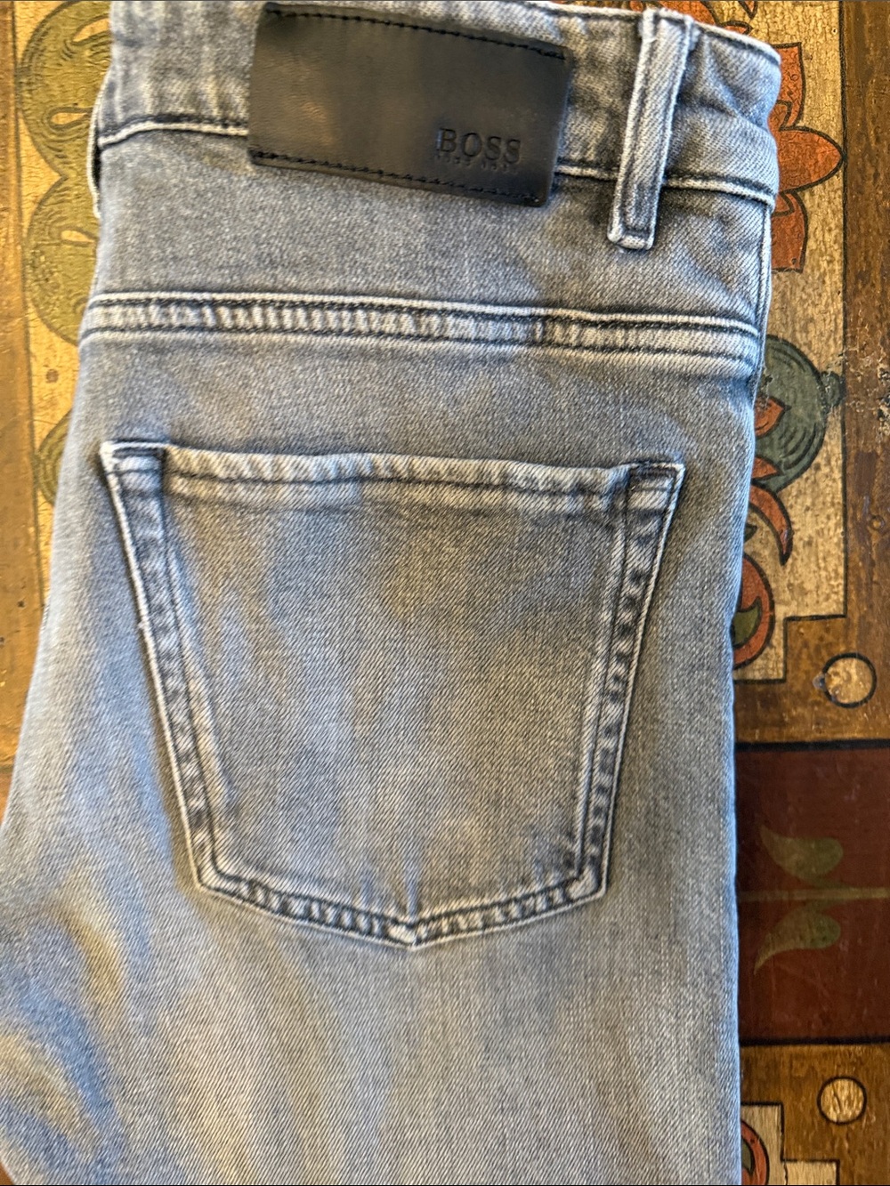 BOSS Men’s Light Gray Slim Jeans 29/32